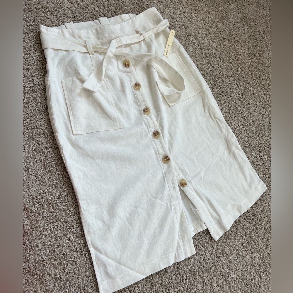 Knee length skirt
